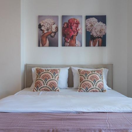 Polyn 1- Bedroom Apartment In Larnaca Esterno foto